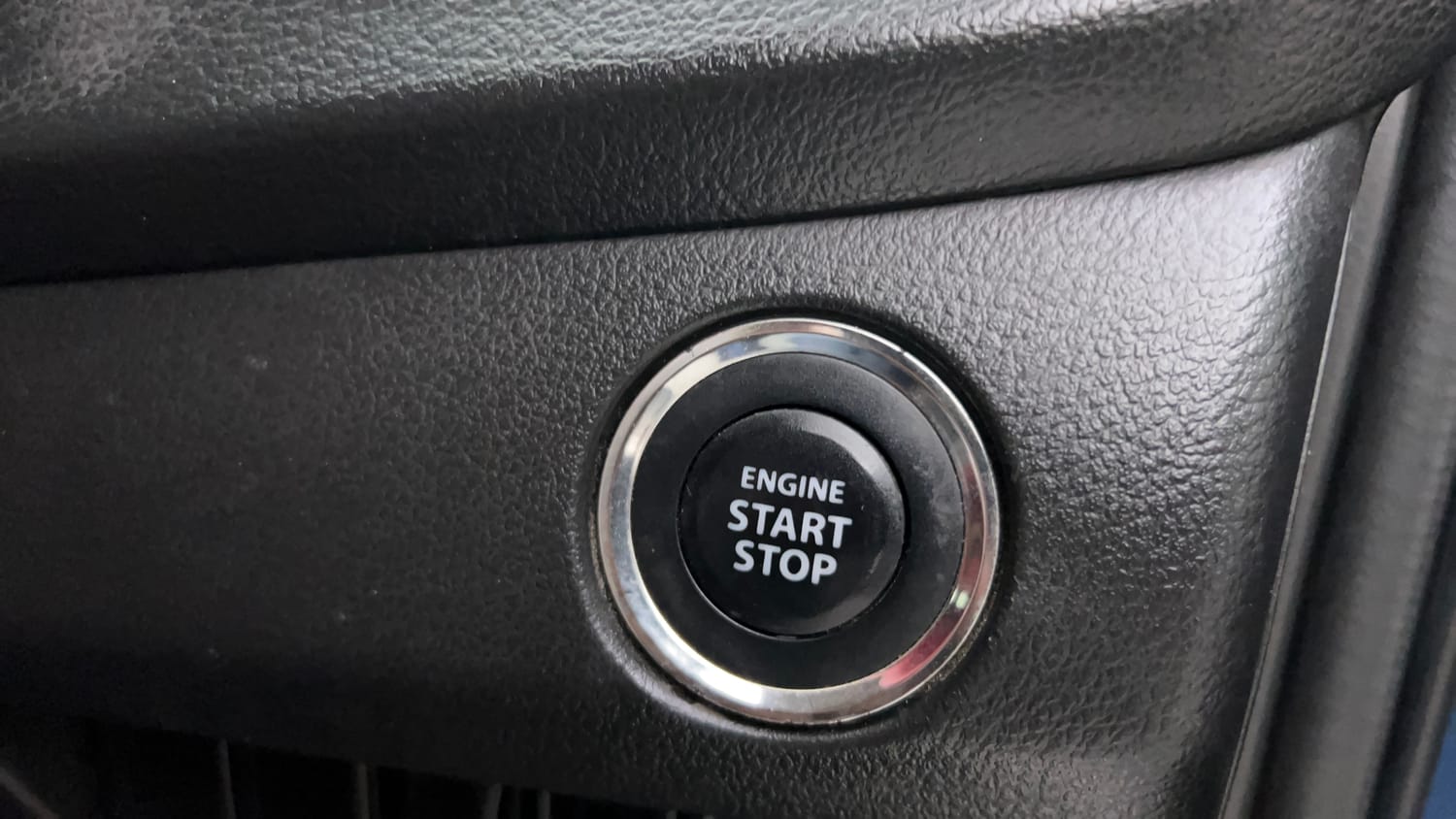 Used 2016 Maruti Suzuki Baleno Zeta 1.2 Petrol Manual top_features Keyless start
