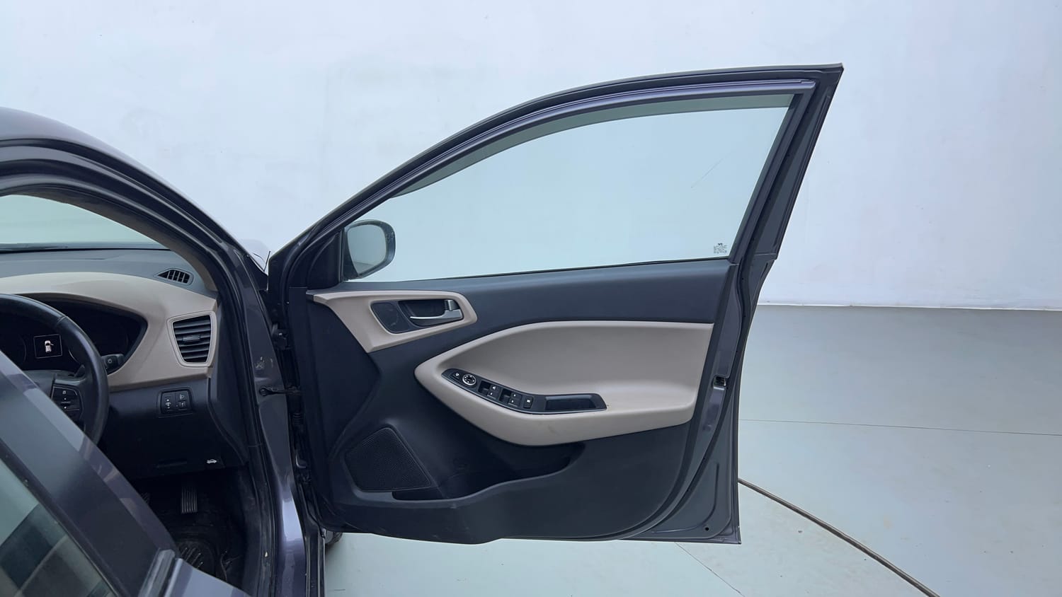 Used 2016 Hyundai Elite i20 Asta 1.2 Petrol Manual interior RIGHT FRONT DOOR OPEN VIEW