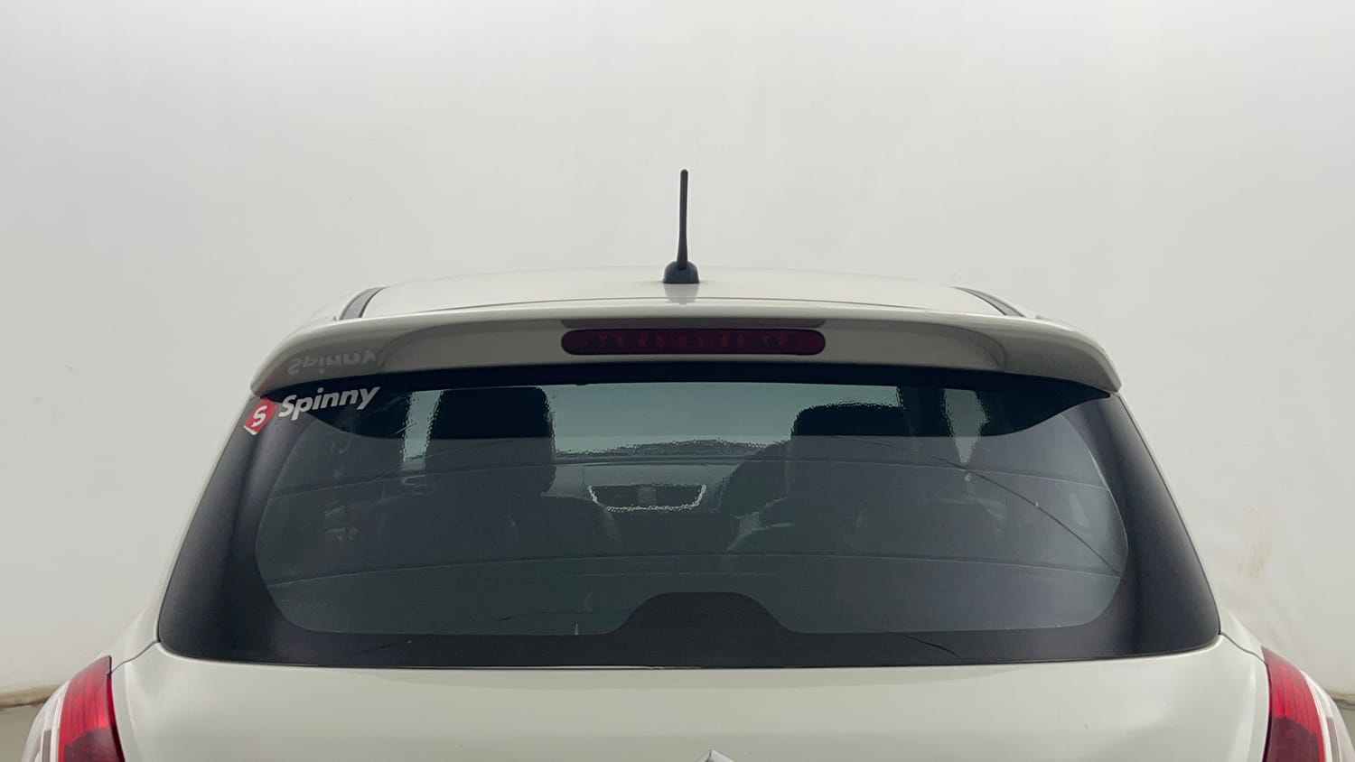 Used 2015 Maruti Suzuki Swift VXi Petrol Manual exterior BACK WINDSHIELD VIEW