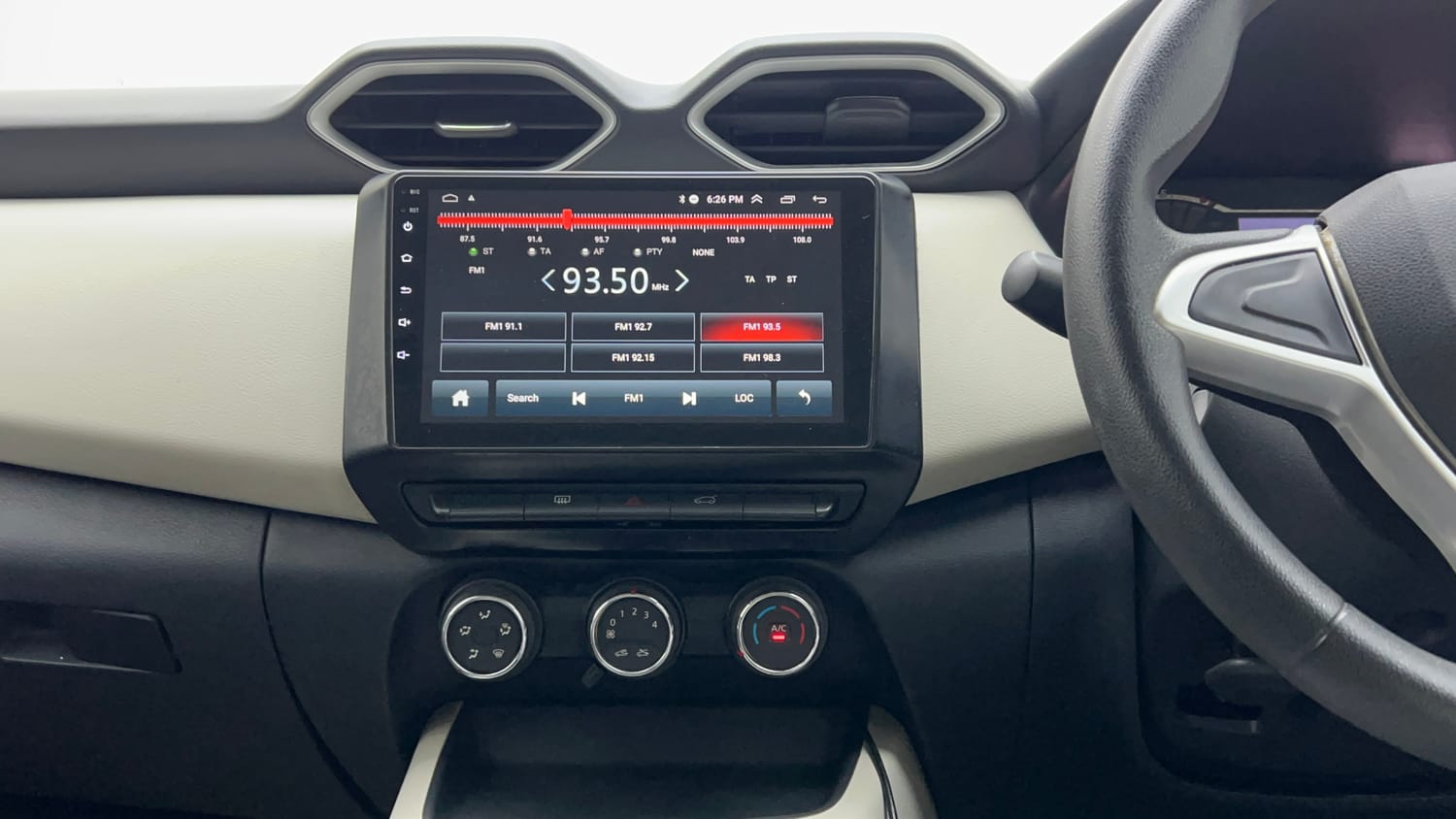 Used 2021 Nissan Magnite XE Petrol Manual interior MUSIC SYSTEM & AC CONTROL VIEW
