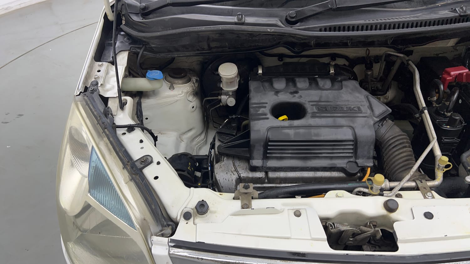 Used 2015 Maruti Suzuki Wagon R 1.0 VXI AMT Petrol Automatic engine ENGINE RIGHT SIDE VIEW