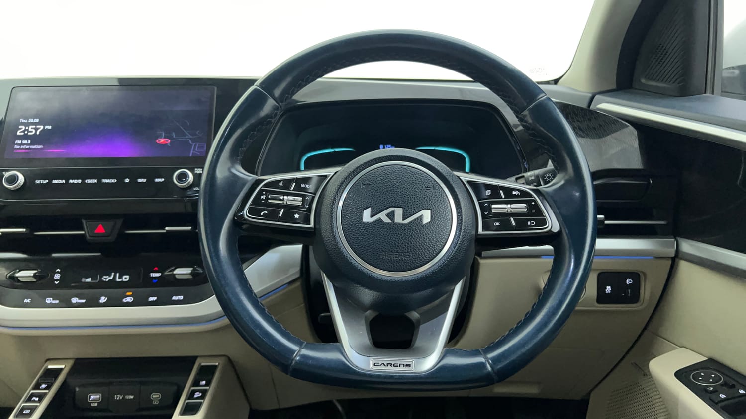 Used 2022 Kia Carens Luxury Plus 1.4 Petrol 7 STR Petrol Manual interior STEERING VIEW