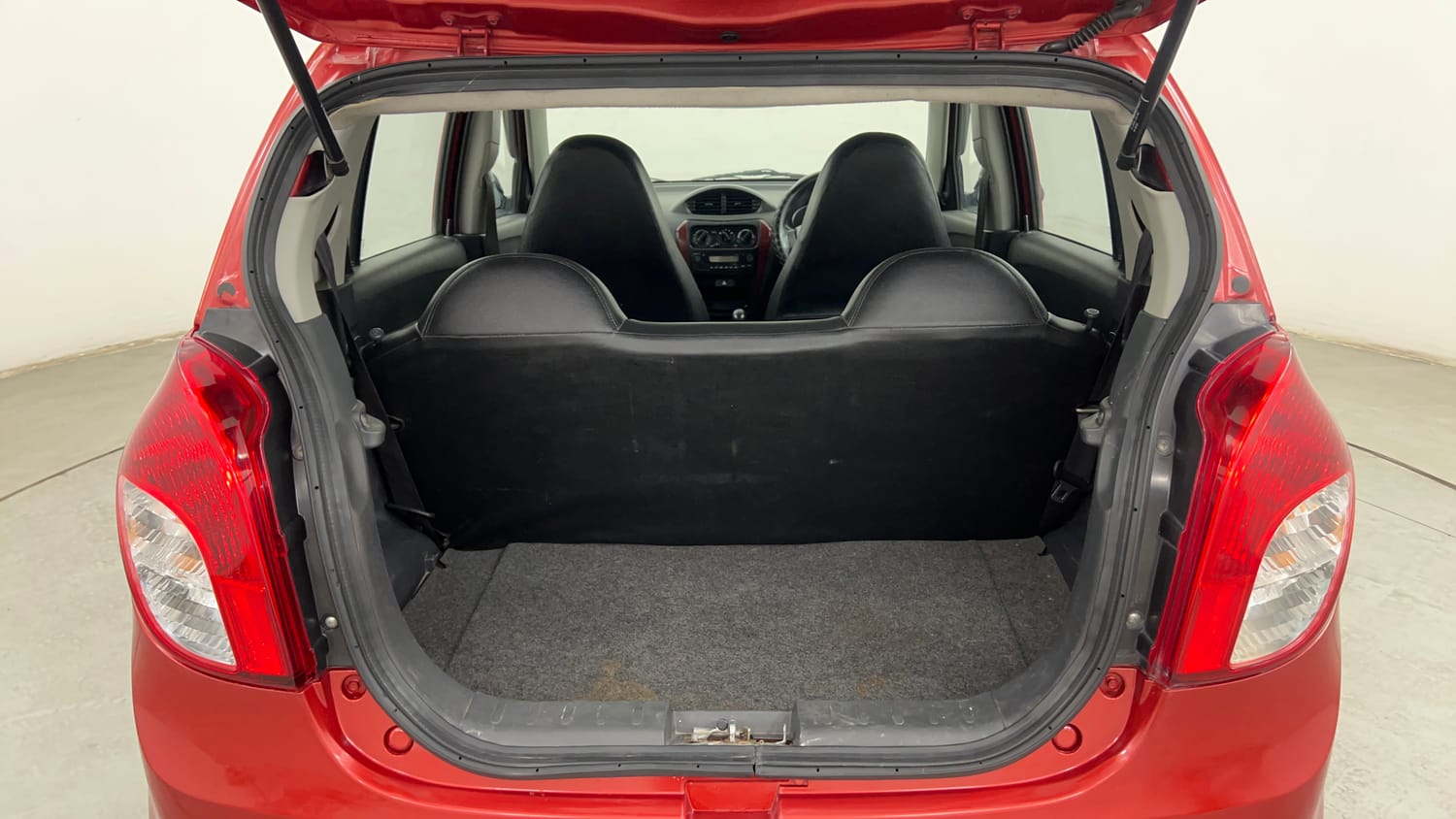 Used 2016 Maruti Suzuki Alto 800 Vxi Petrol Manual interior DICKY INSIDE VIEW