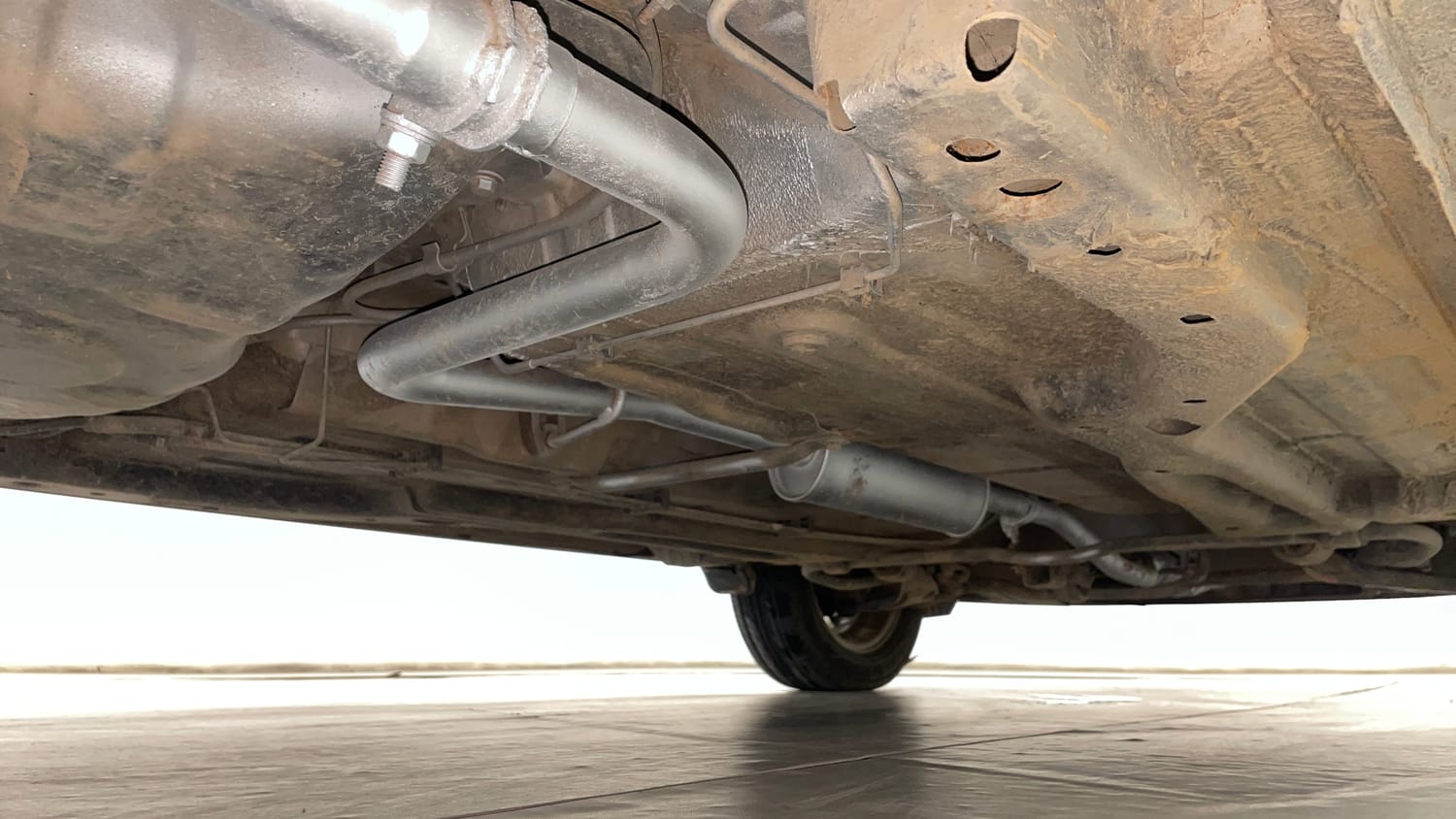 Used 2018 Tata Tiago Revotron XZ Petrol Manual extra REAR RIGHT UNDERBODY VIEW