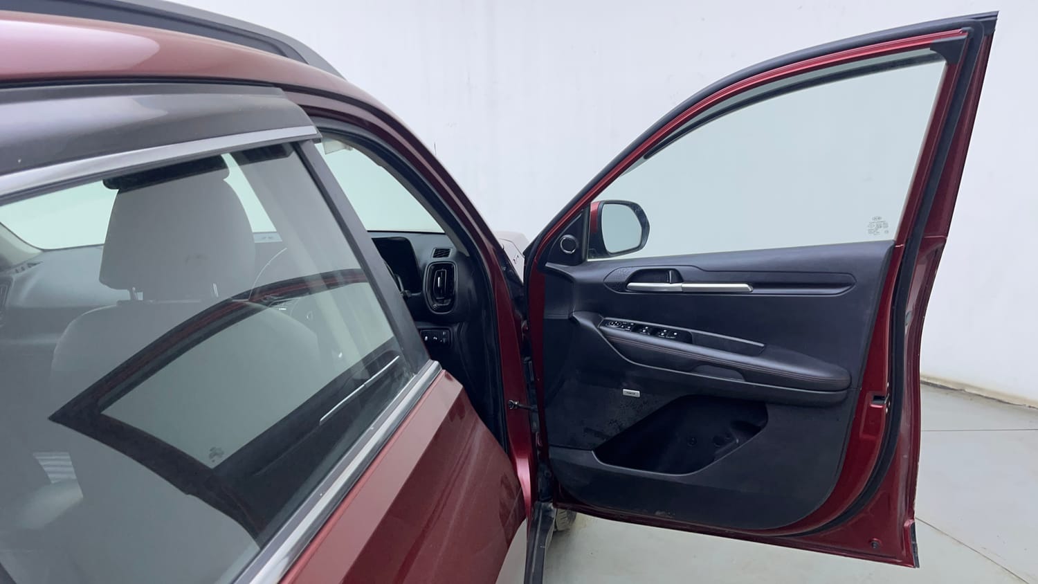 Used 2021 Kia Sonet GTX Plus 1.0 DCT Petrol Automatic interior RIGHT FRONT DOOR OPEN VIEW