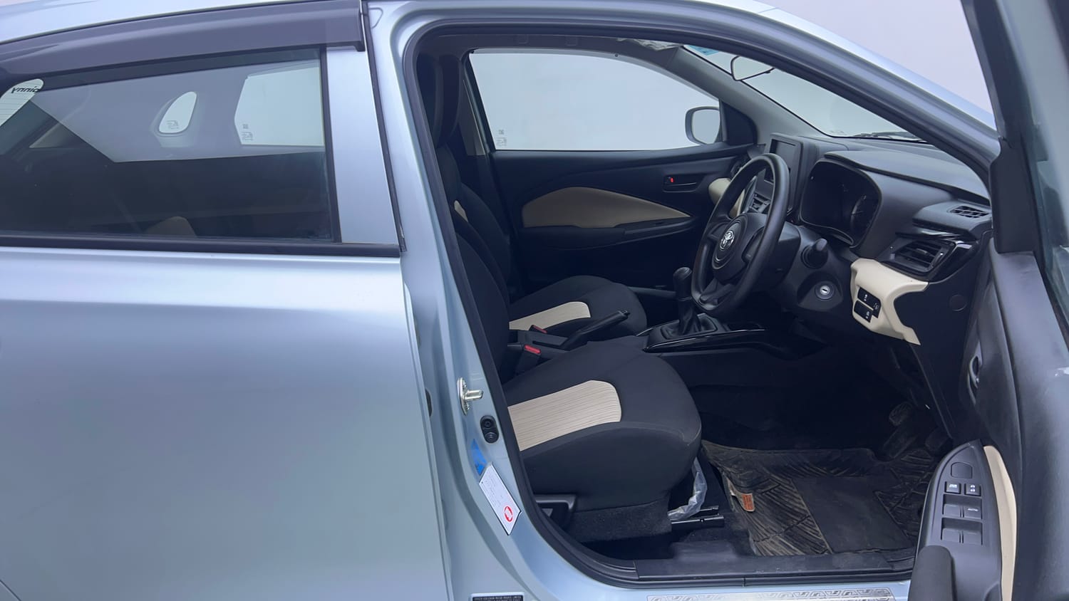 Used 2024 Toyota Glanza E Petrol Manual interior RIGHT SIDE FRONT DOOR CABIN VIEW