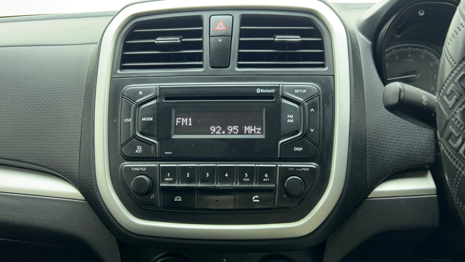 Used 2021 maruti-suzuki Vitara Brezza LXi Petrol Manual top_features Integrated (in-dash) music system