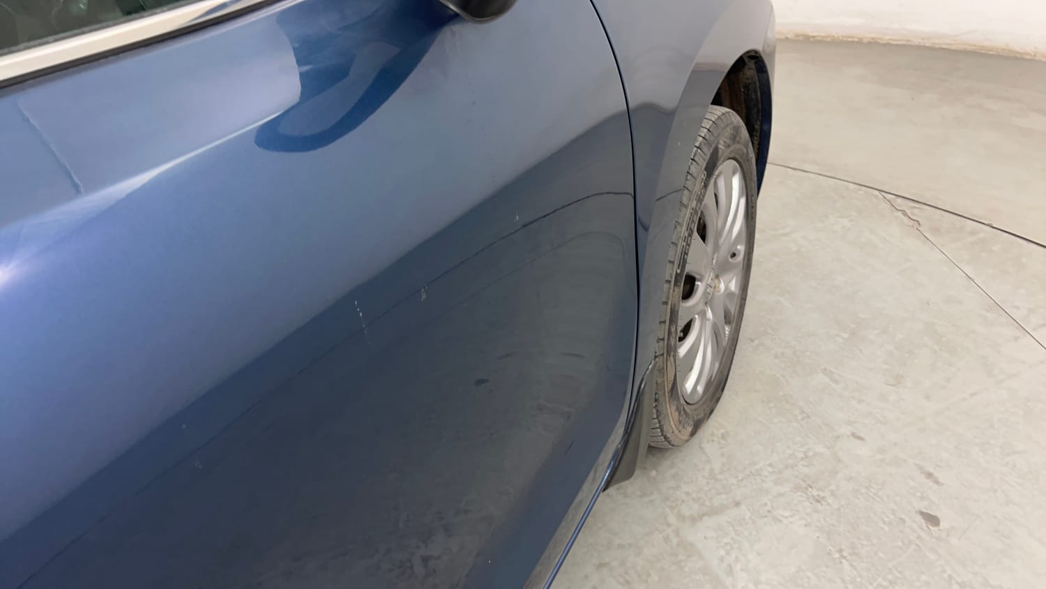 Used 2017 Maruti Suzuki Baleno Alpha 1.2 Petrol Manual dents MINOR SCRATCH