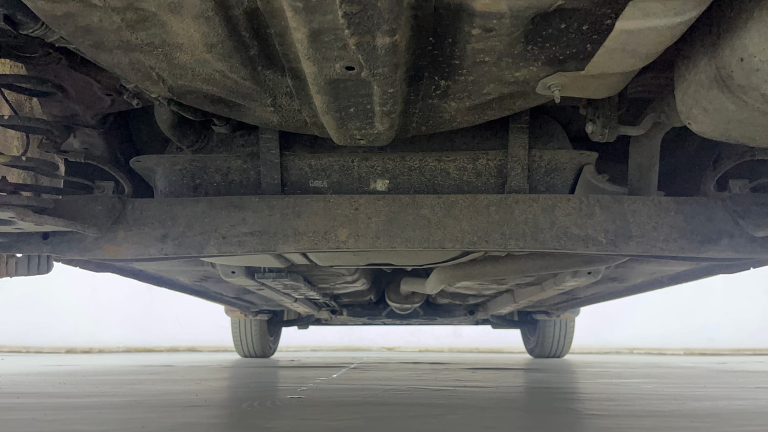 Used 2021 Hyundai Grand i10 Nios Sportz AMT 1.2 Kappa VTVT Petrol Automatic extra REAR UNDERBODY VIEW (TAKEN FROM REAR)