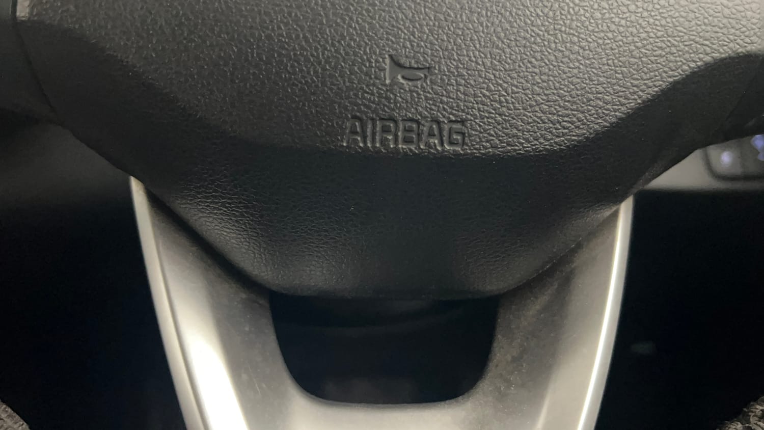 Used 2019 Hyundai Venue SX Plus 1.0 Turbo DCT Petrol Automatic top_features Airbags