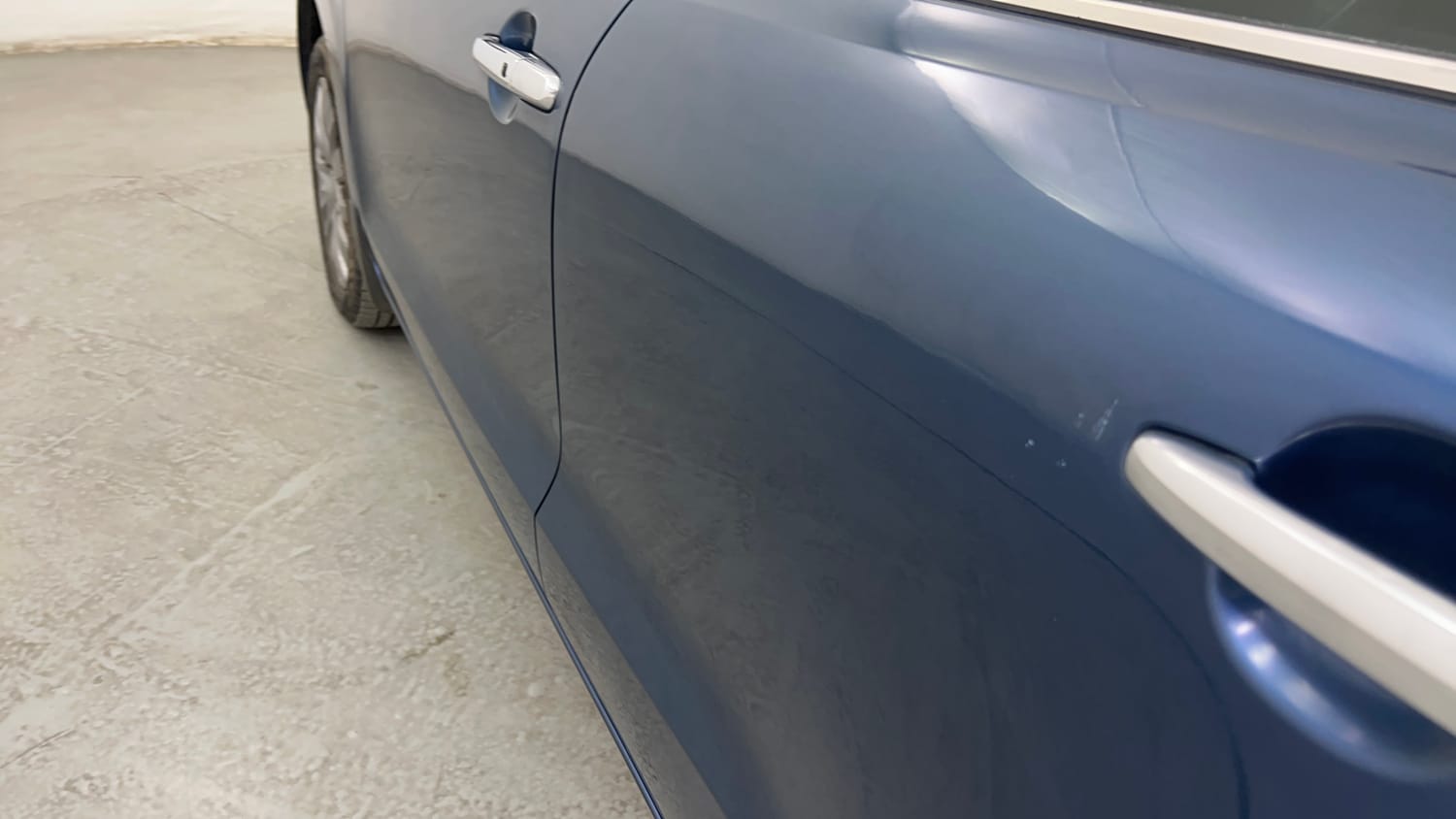 Used 2017 Maruti Suzuki Baleno Alpha 1.2 Petrol Manual dents MINOR SCRATCH