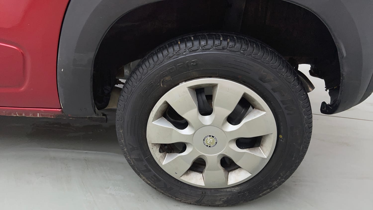 Used 2018 Renault Kwid 1.0 Marvel Iron Man Edition AMT Petrol Automatic tyres LEFT REAR TYRE RIM VIEW