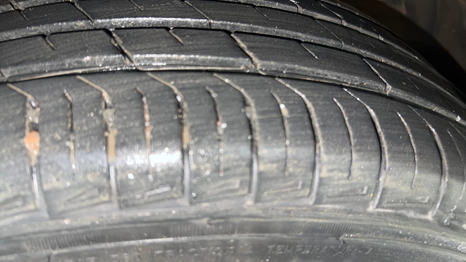Used 2025 Toyota Glanza E Petrol Manual tyres RIGHT FRONT TYRE TREAD VIEW