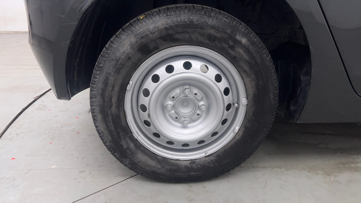 Used 2020 Tata Altroz XM Petrol Petrol Manual tyres RIGHT REAR TYRE RIM VIEW