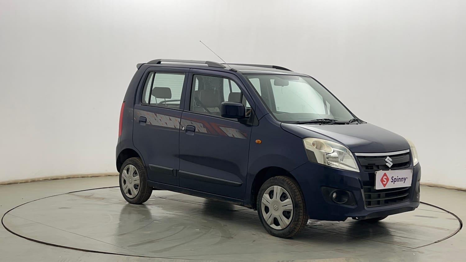 Used 2019 Maruti Suzuki Wagon R 1.0 VXI AMT Petrol Automatic exterior RIGHT FRONT CORNER VIEW