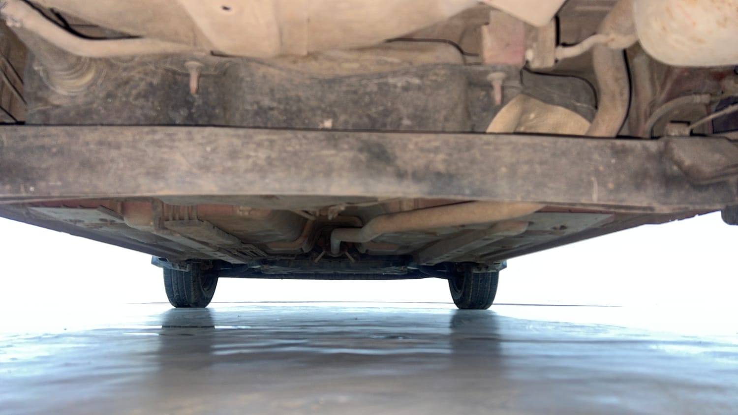 Used 2019 Hyundai Santro Sportz CNG Cng Manual extra REAR UNDERBODY VIEW (TAKEN FROM REAR)