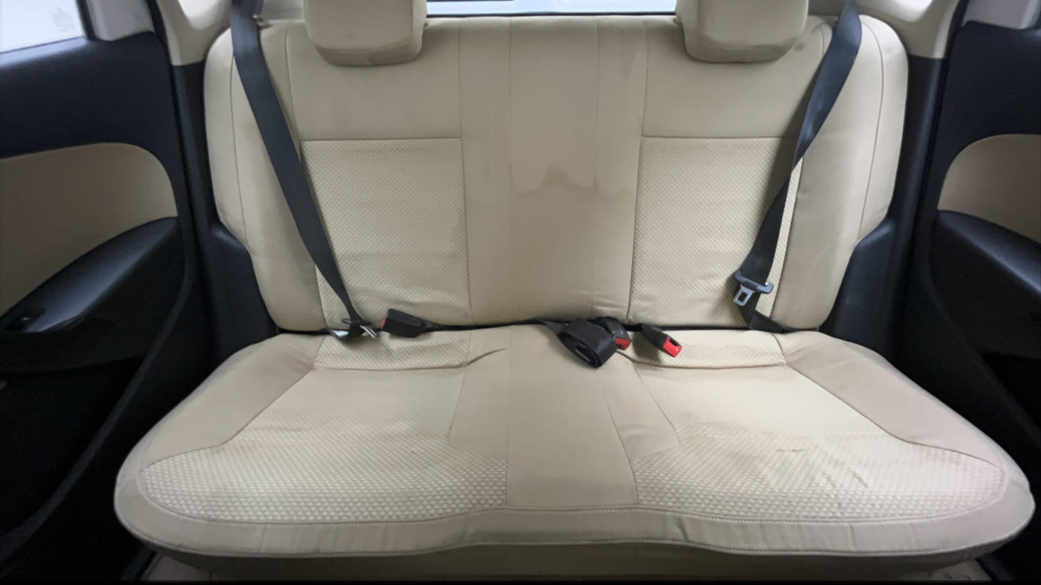 Used 2017 Volkswagen Polo Highline1.5L (D) Diesel Manual interior REAR SEAT CONDITION VIEW