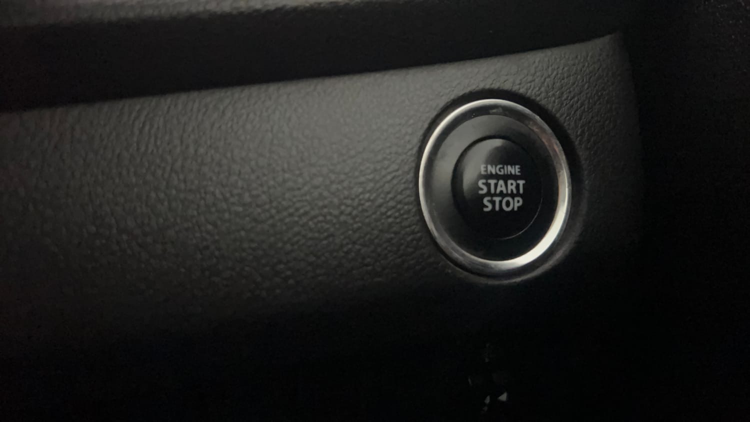 Used 2020 Maruti Suzuki Baleno Alpha Petrol Manual top_features Keyless start