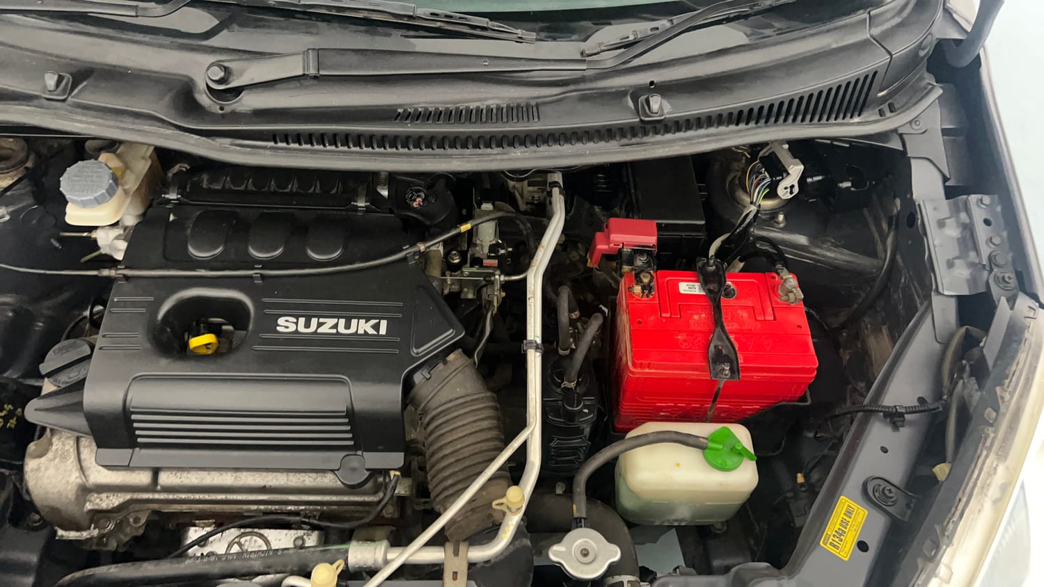 Used 2012 Maruti Suzuki Wagon R LXi Petrol Manual engine ENGINE LEFT SIDE VIEW
