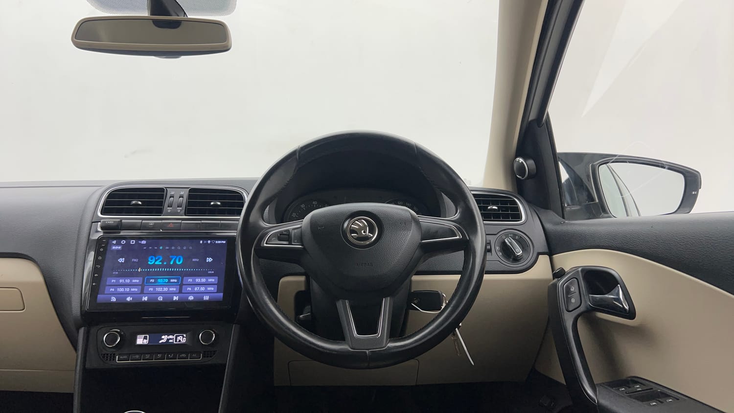 Used 2018 Skoda Rapid Style 1.6 MPI Petrol Manual interior STEERING VIEW