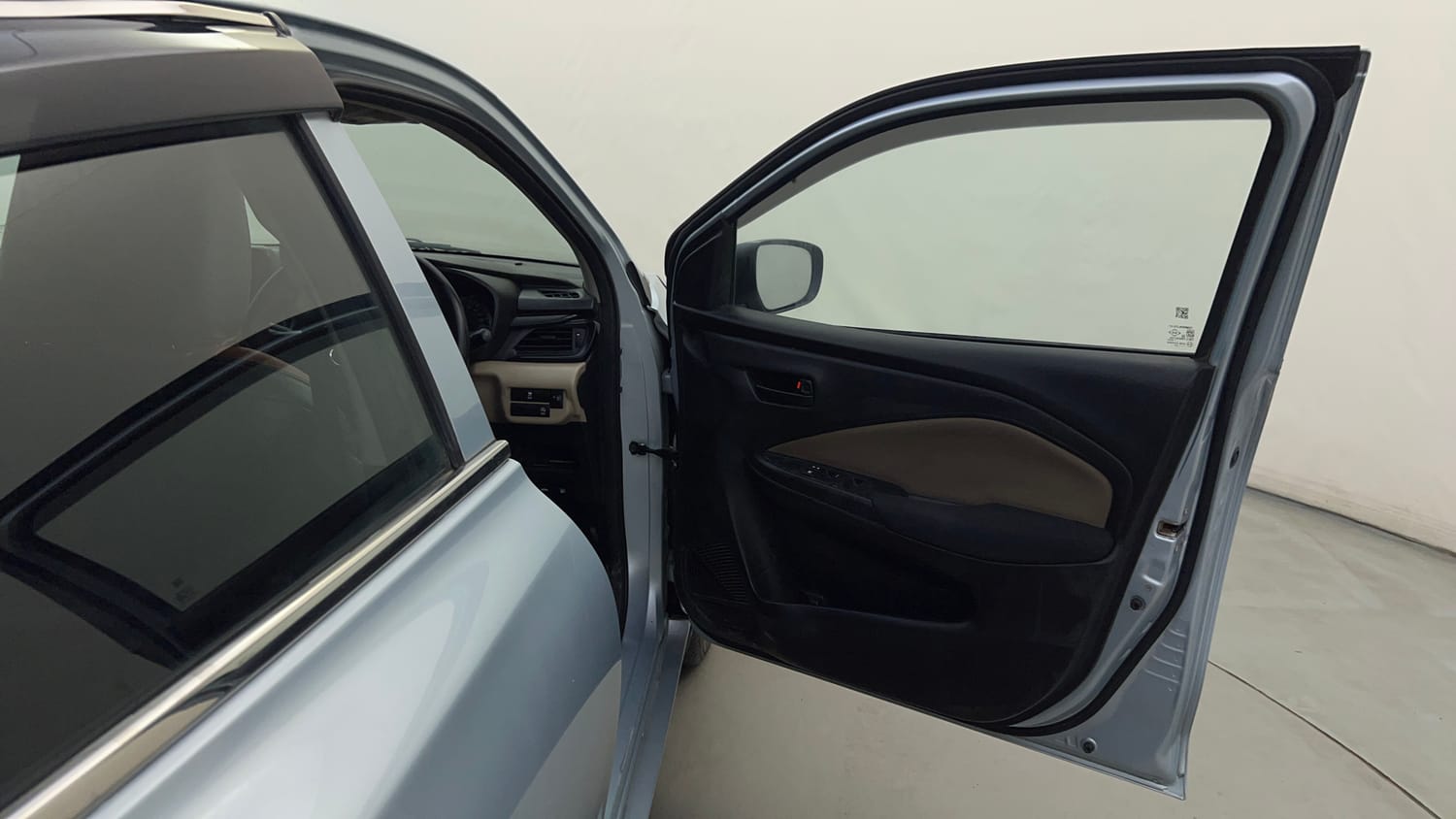 Used 2025 Toyota Glanza E Petrol Manual interior RIGHT FRONT DOOR OPEN VIEW