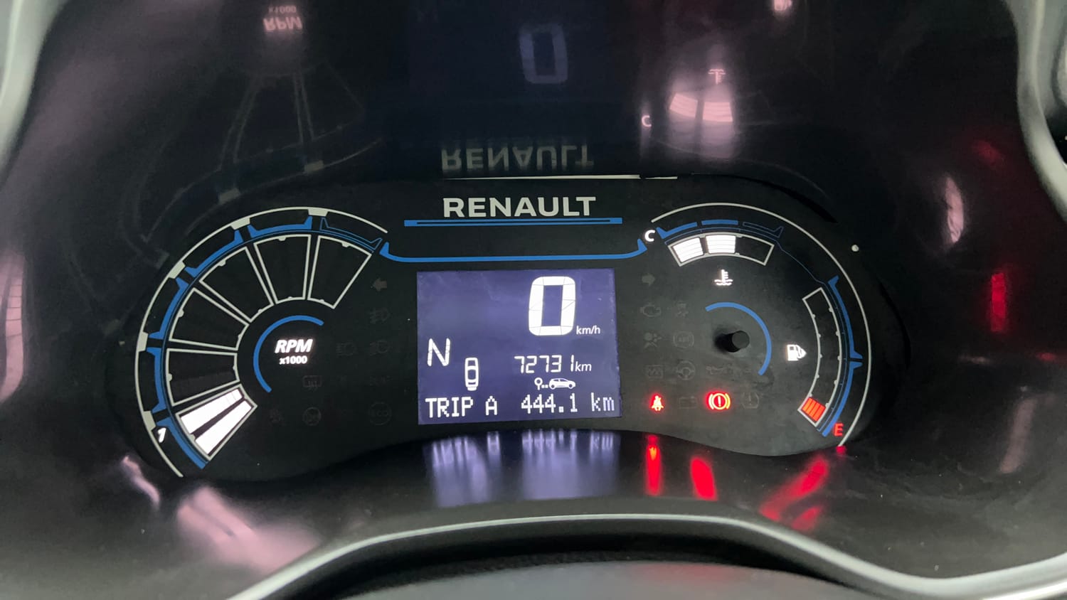 Used 2022 Renault Triber RXZ Petrol Automatic interior CLUSTERMETER VIEW
