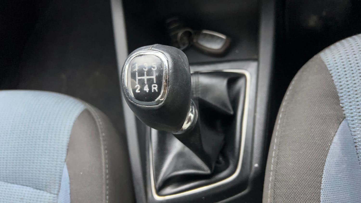 Used 2016 Hyundai i20 Active 1.2 SX Petrol Manual interior GEAR  KNOB VIEW