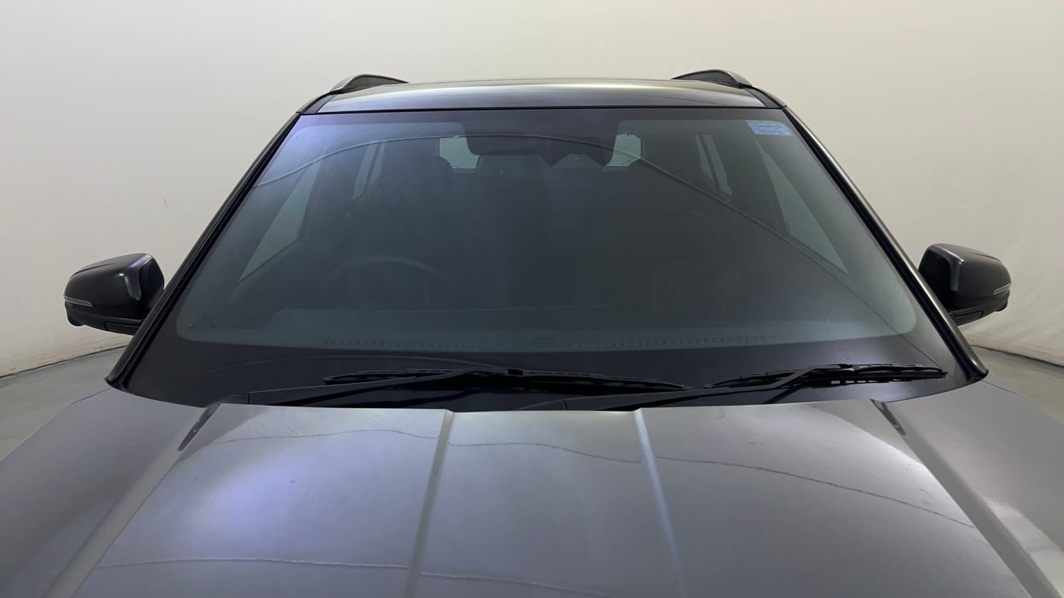Used 2025 Hyundai Creta N-Line N10 1.5 Turbo MT Dual Tone Petrol Manual exterior FRONT WINDSHIELD VIEW