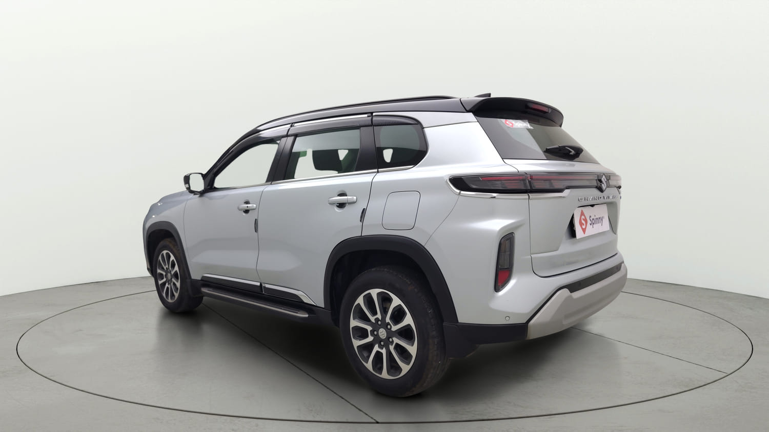Used 2025 Maruti Suzuki Grand Vitara Alpha Smart Hybrid Petrol Manual exterior LEFT REAR CORNER VIEW