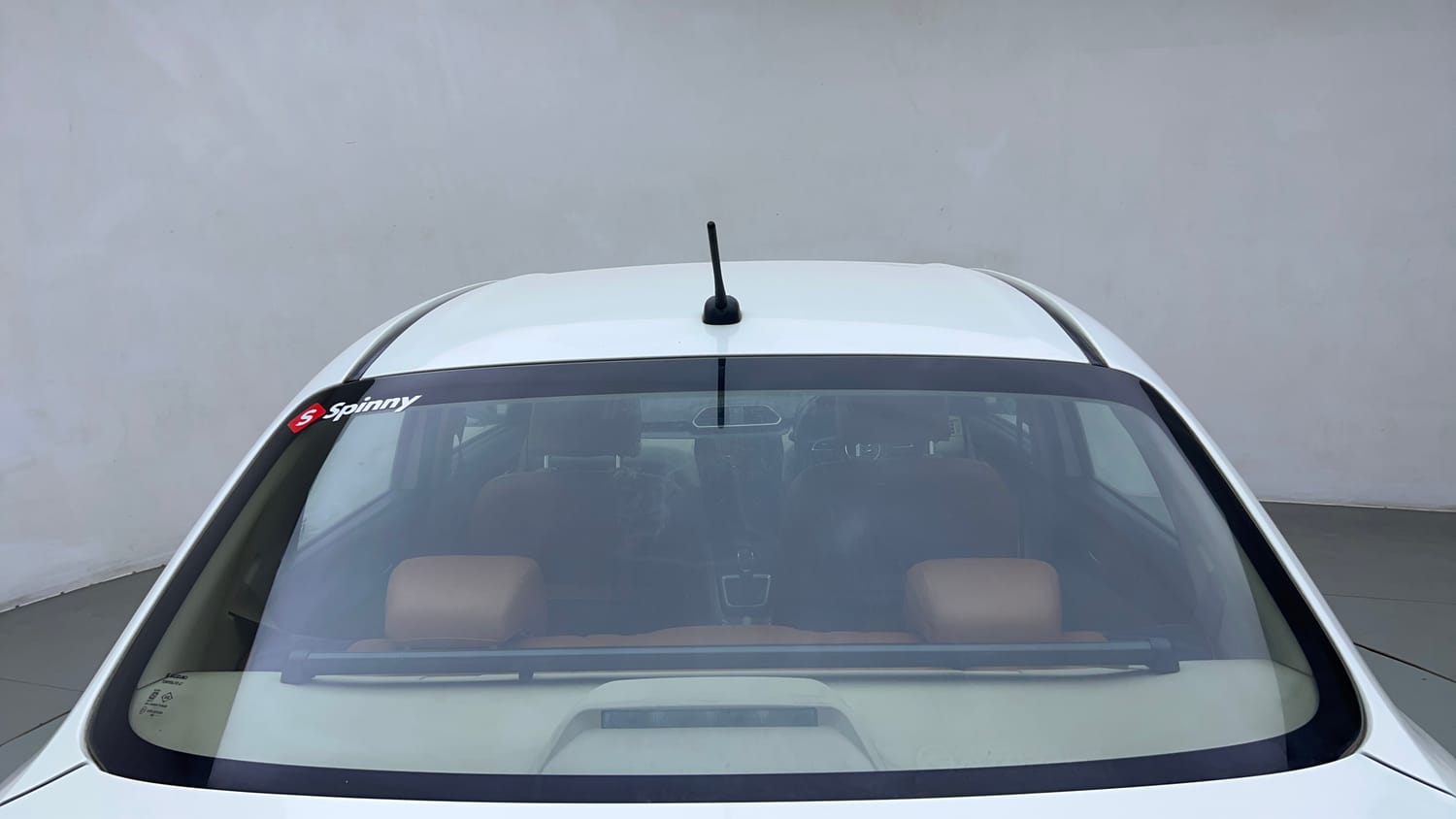 Used 2017 Maruti Suzuki Dzire VXi AMT Petrol Automatic exterior BACK WINDSHIELD VIEW