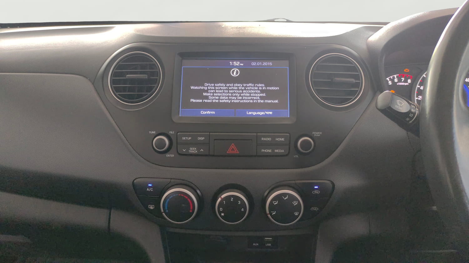 Used 2018 Hyundai Grand i10 Sportz 1.2 Kappa VTVT Dual Tone Petrol Manual interior MUSIC SYSTEM & AC CONTROL VIEW