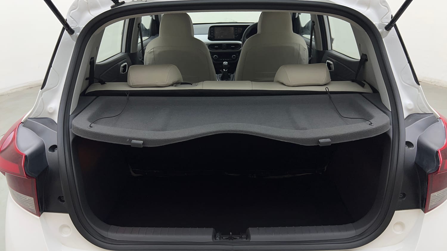 Used 2025 Hyundai Grand i10 Nios Sportz 1.2 Kappa VTVT Petrol Manual interior DICKY INSIDE VIEW