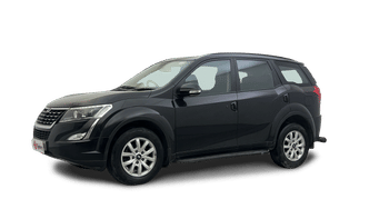 Used 2021 Mahindra XUV500 W9 Diesel Manual Image