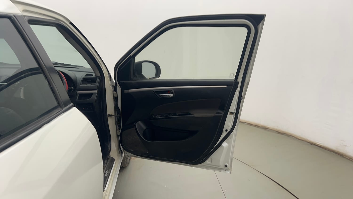 Used 2015 Maruti Suzuki Swift VXi Petrol Manual interior RIGHT FRONT DOOR OPEN VIEW