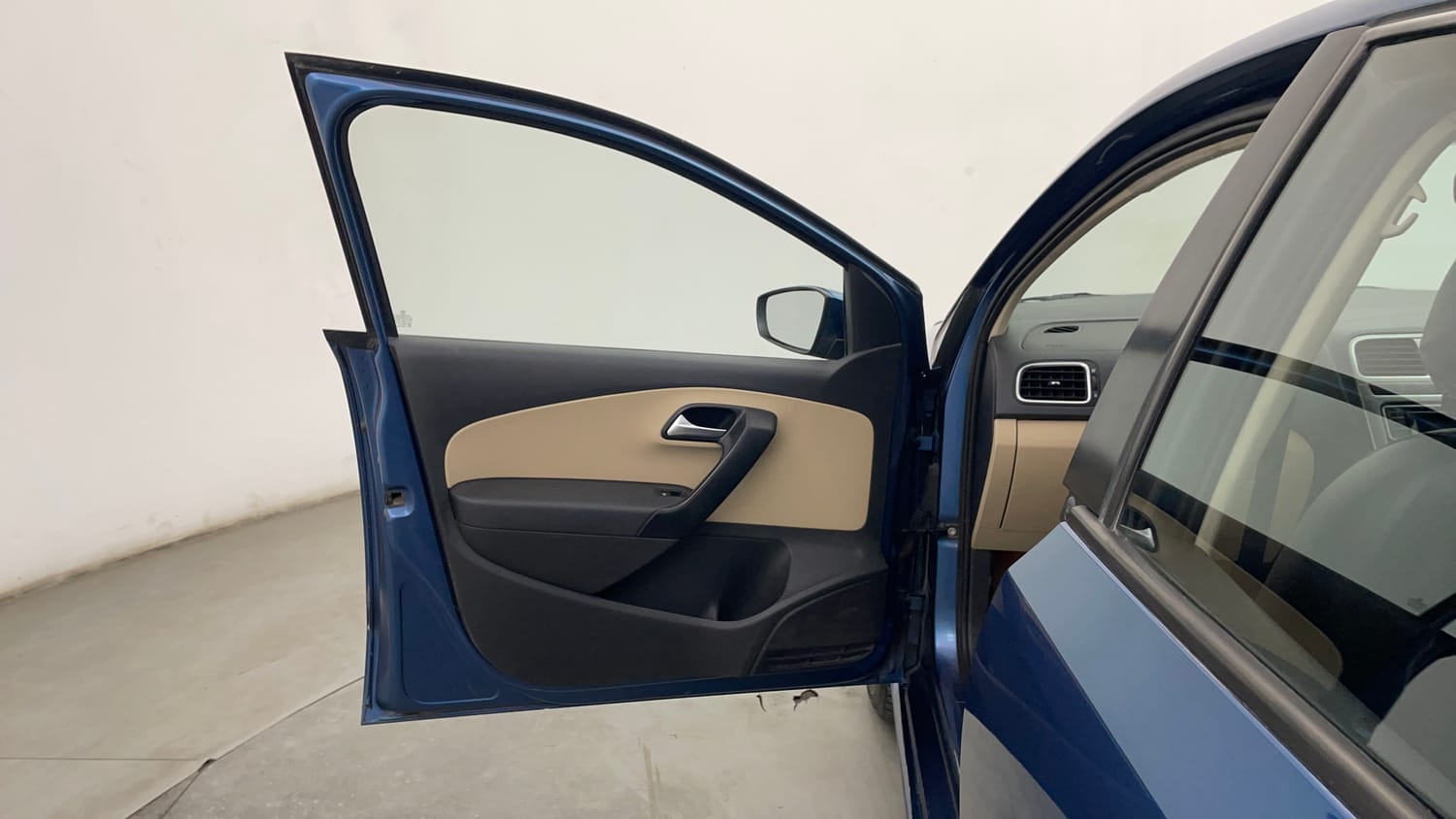 Used 2016 Volkswagen Ameo Highline 1.5L AT Diesel Automatic interior LEFT FRONT DOOR OPEN VIEW