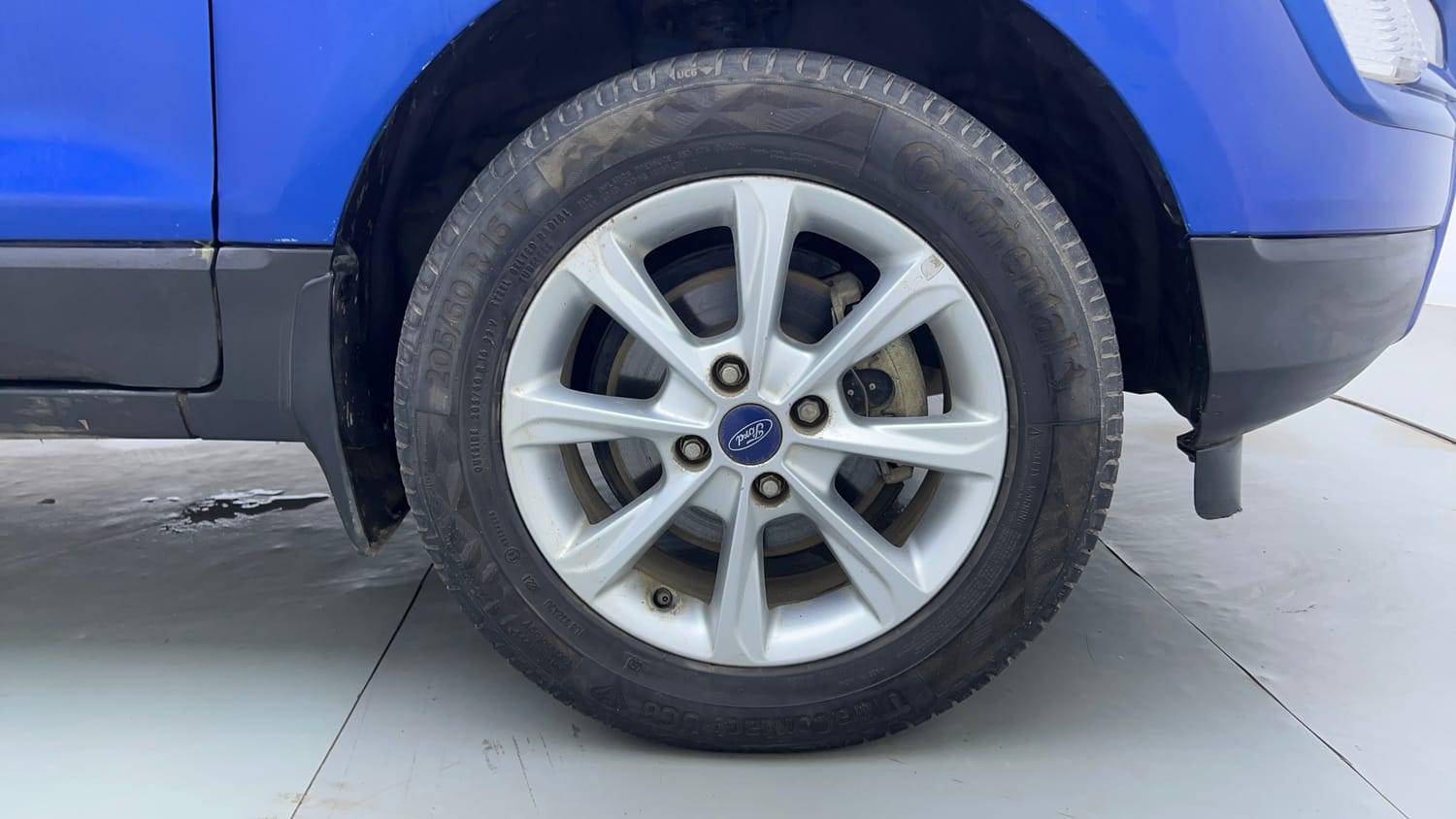 Used 2018 Ford EcoSport Titanium 1.5L Ti-VCT Petrol Manual tyres RIGHT FRONT TYRE RIM VIEW