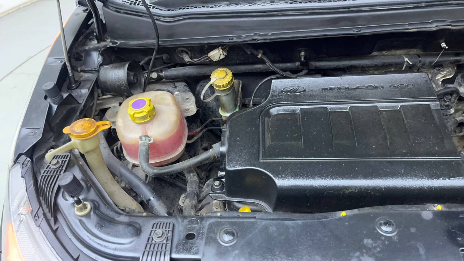 Used 2017 Mahindra KUV100 K6+ 5 STR Petrol Manual engine ENGINE RIGHT SIDE VIEW