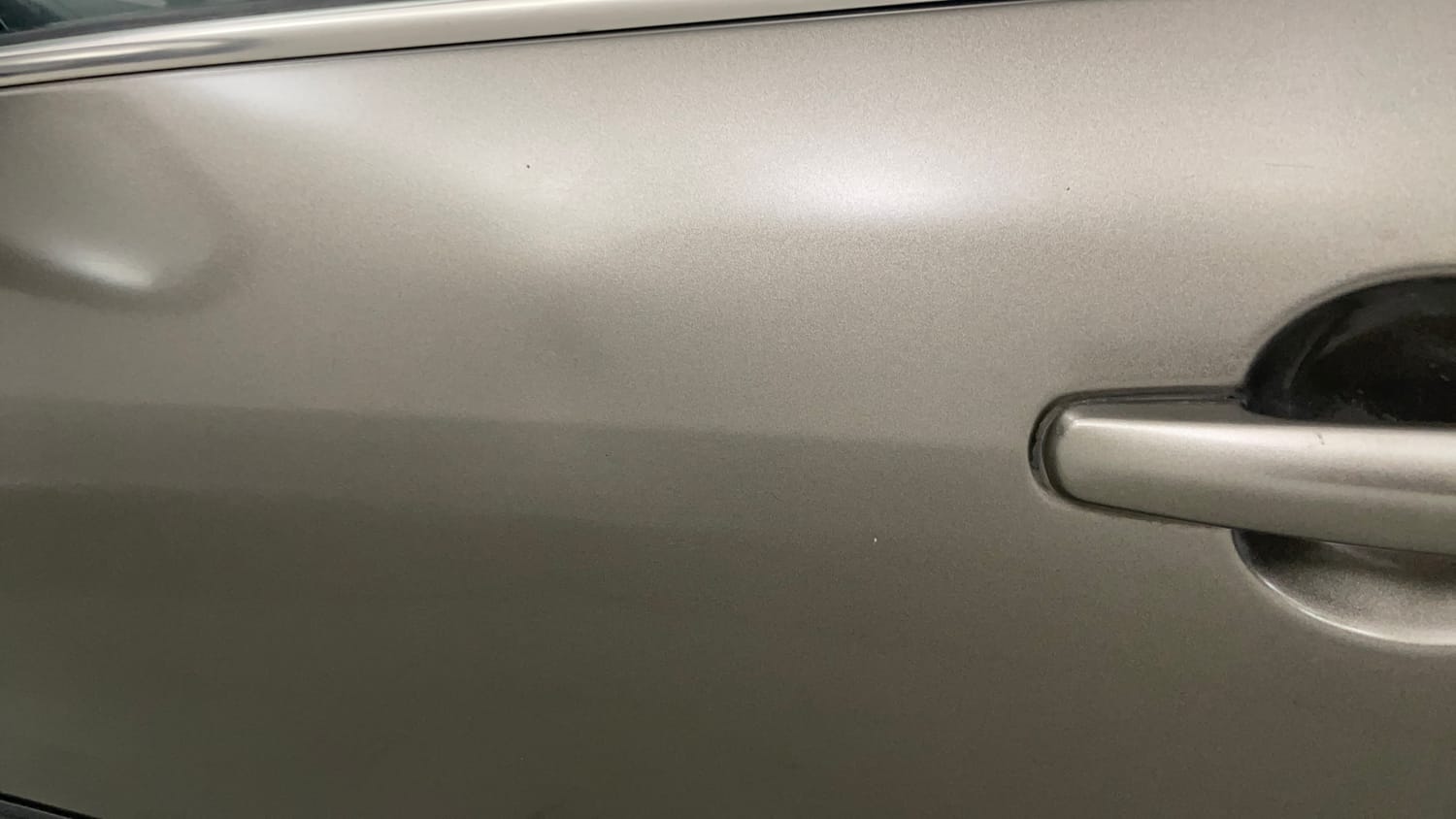 Used 2016 Maruti Suzuki Swift Dzire VXI Petrol Manual dents MINOR DENT