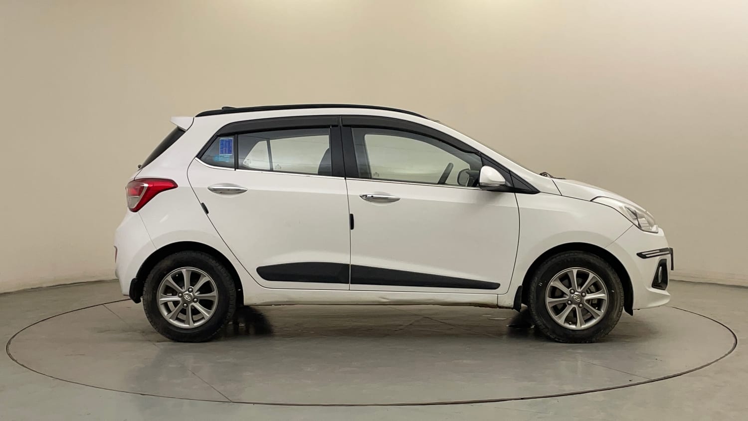 Used 2015 Hyundai Grand i10 Asta 1.2 Kappa VTVT (O) Petrol Manual exterior RIGHT SIDE VIEW