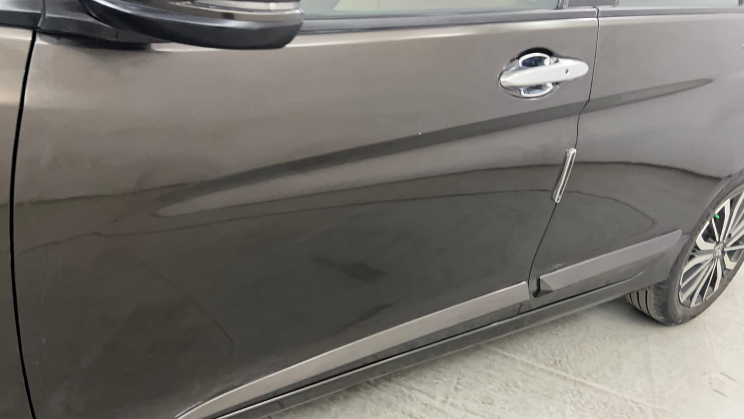 Used 2018 Honda City VX Petrol Petrol Manual dents MINOR SCRATCH