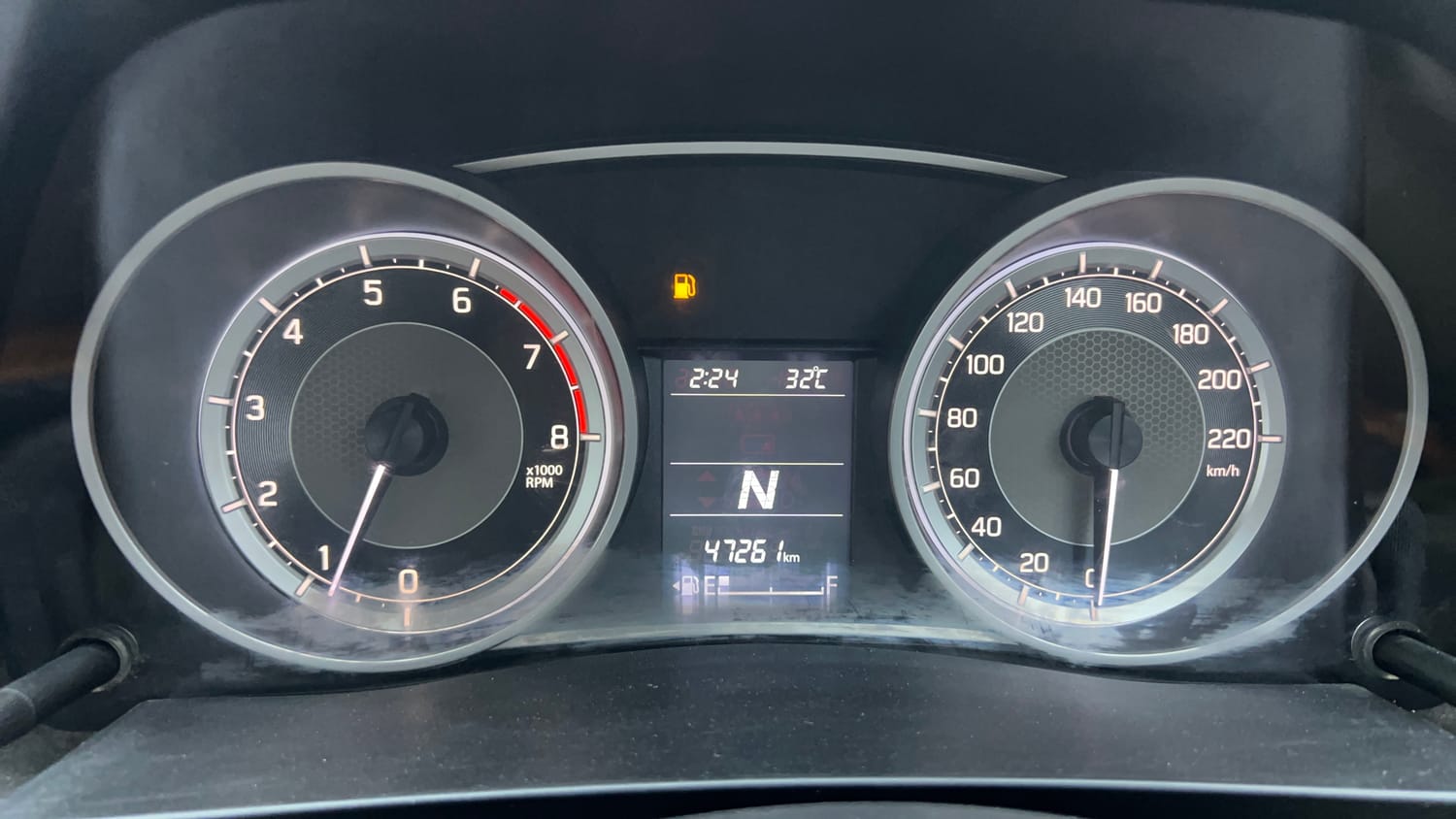 Used 2017 Maruti Suzuki Dzire VXi AMT Petrol Automatic interior CLUSTERMETER VIEW