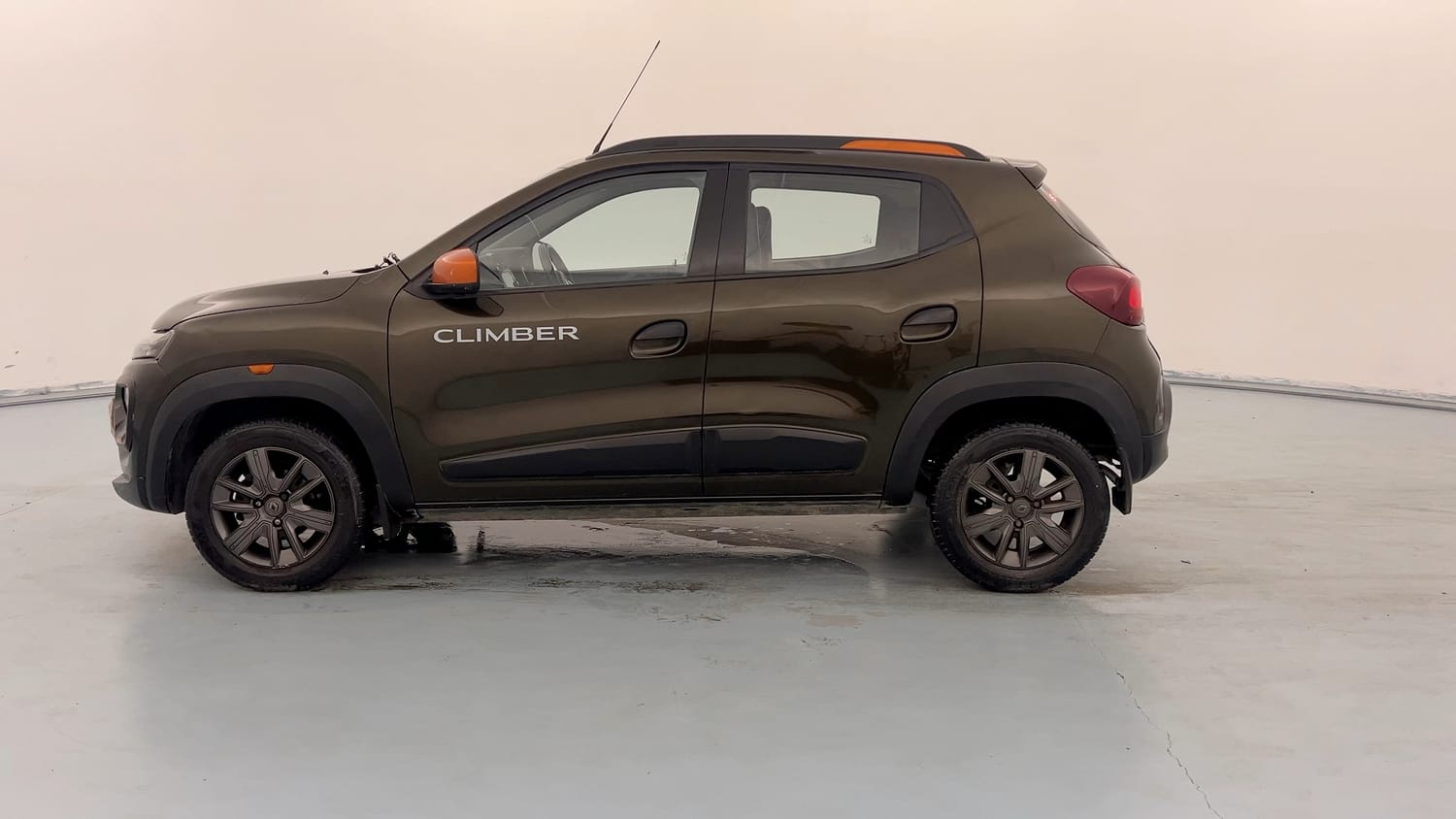 Used 2021 Renault Kwid CLIMBER 1.0 AMT Opt Petrol Automatic exterior LEFT SIDE VIEW