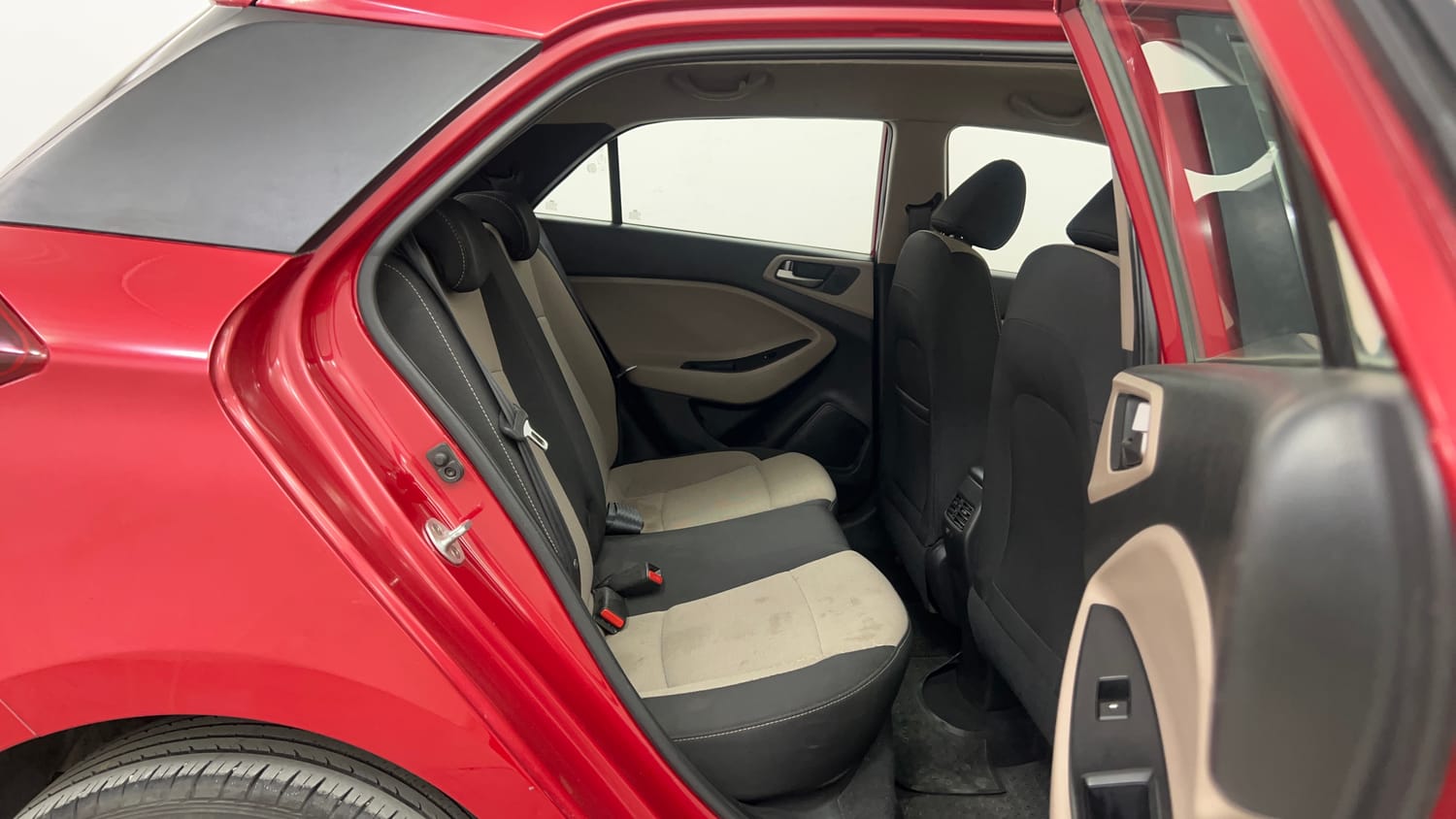 Used 2015 Hyundai Elite i20 Asta 1.2 Petrol Manual interior RIGHT SIDE REAR DOOR CABIN VIEW