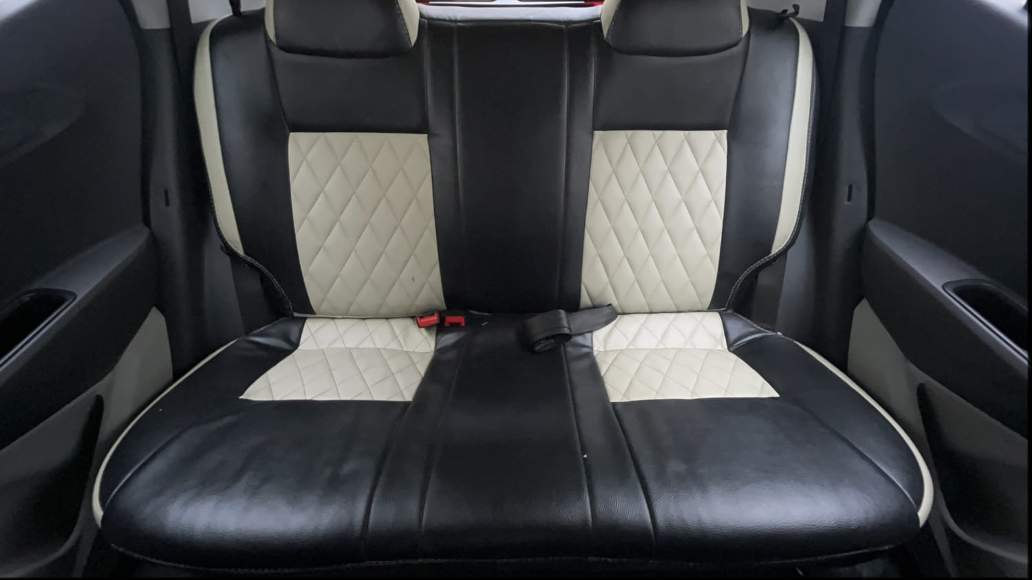 Used 2021 Hyundai Grand i10 Nios Sportz AMT 1.2 Kappa VTVT Petrol Automatic interior REAR SEAT CONDITION VIEW