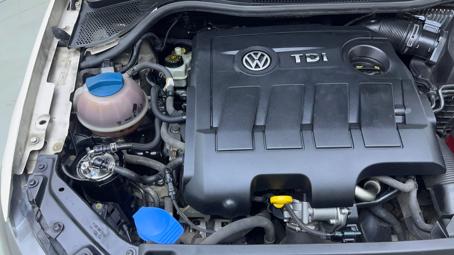 Used 2017 Volkswagen Polo Highline1.5L (D) Diesel Manual engine ENGINE RIGHT SIDE VIEW