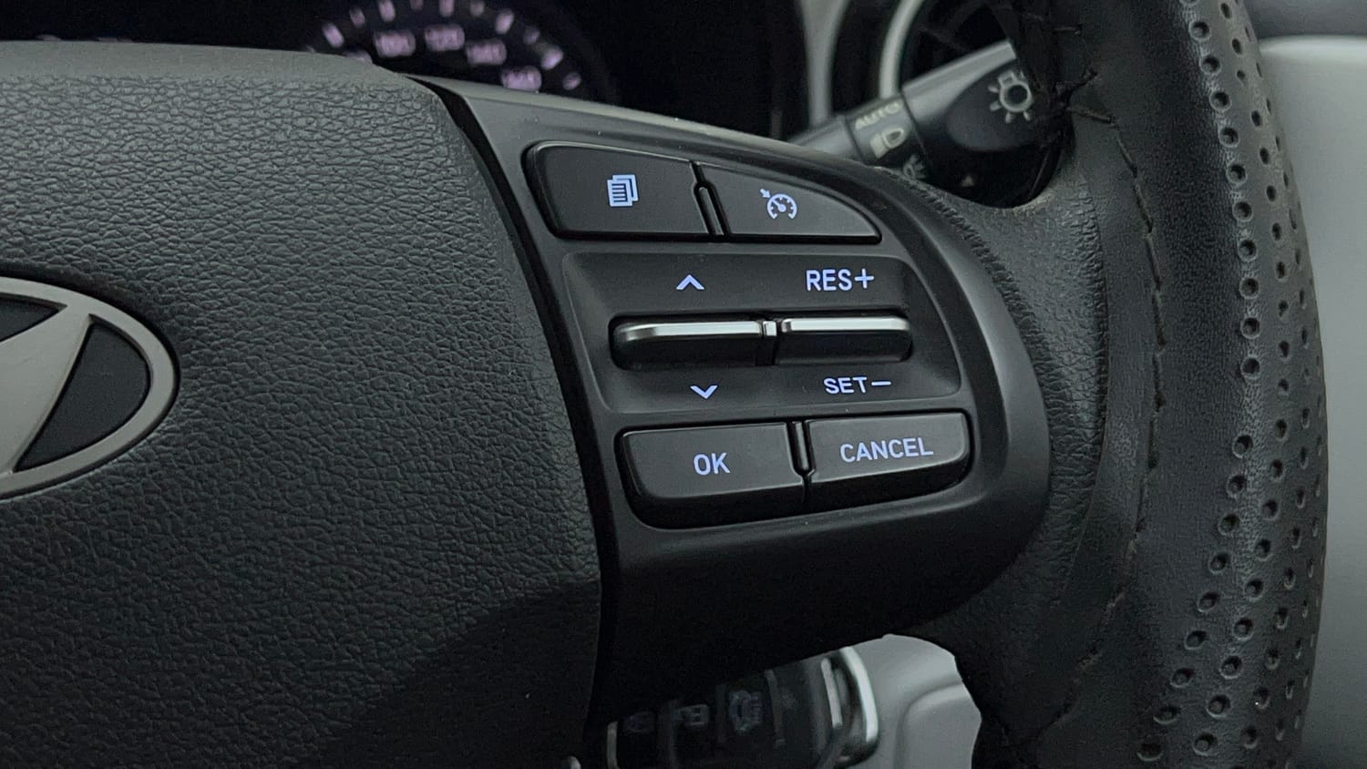 Used 2025 Hyundai Grand i10 Nios Sportz 1.2 Kappa VTVT Petrol Manual top_features Cruise control