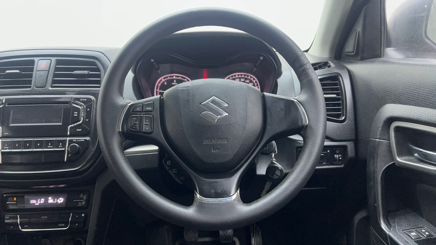 Used 2018 Maruti Suzuki Vitara Brezza [2016-2020] VDi Diesel Manual interior STEERING VIEW