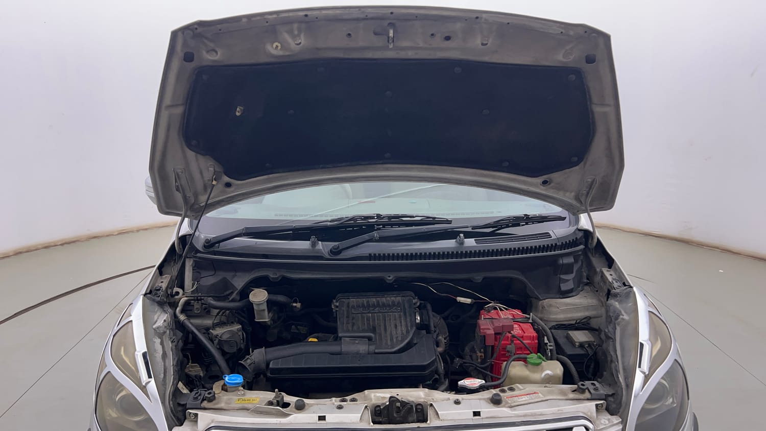 Used 2014 Maruti Suzuki Ertiga ZXi Petrol Manual engine ENGINE & BONNET OPEN FRONT VIEW