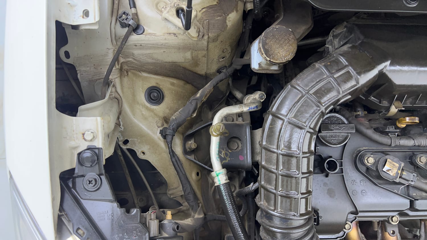 Used 2017 Maruti Suzuki Dzire VXi AMT Petrol Automatic engine ENGINE RIGHT SIDE VIEW