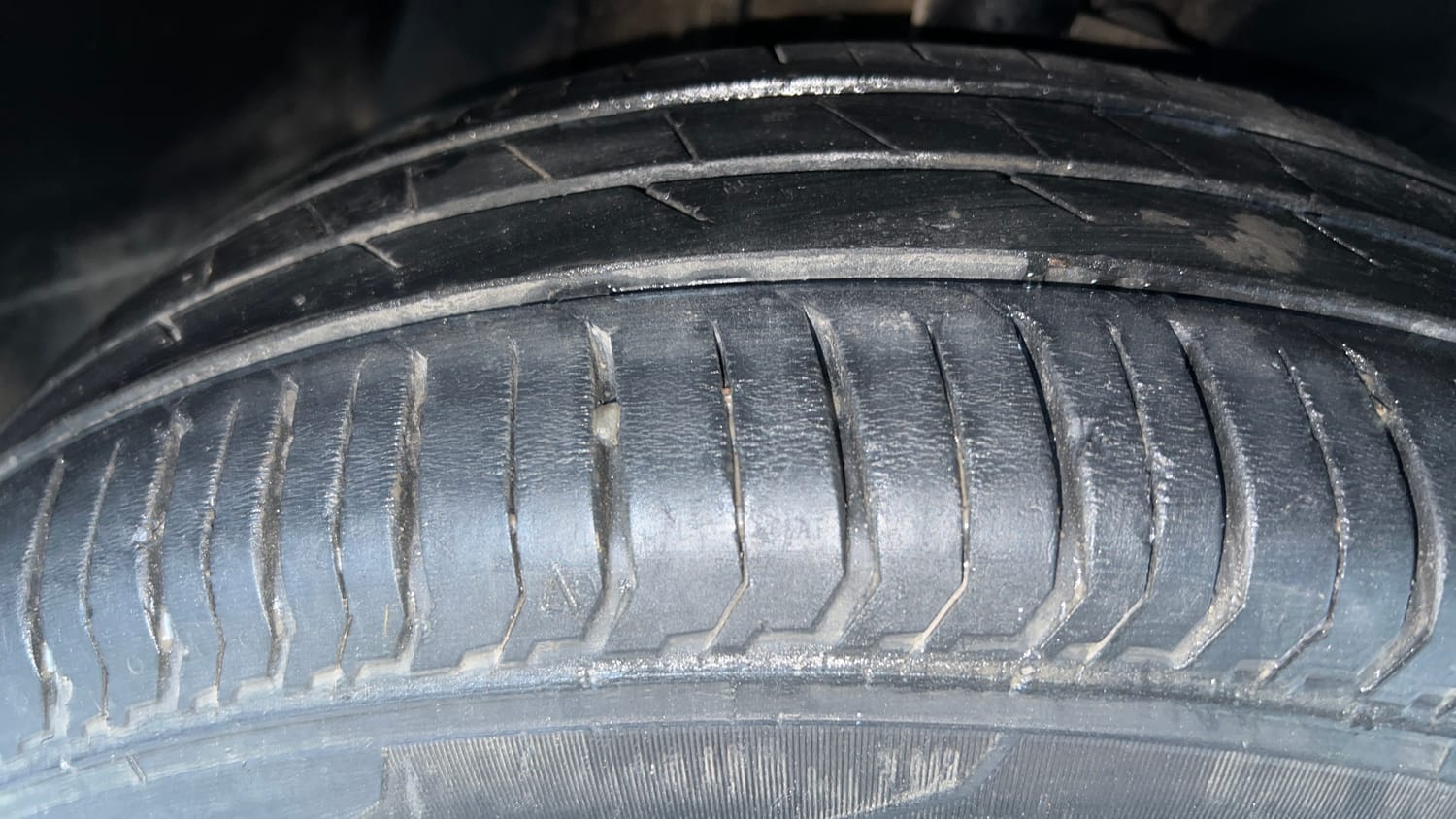 Used 2022 Tata Punch Adventure MT Petrol Manual tyres RIGHT FRONT TYRE TREAD VIEW